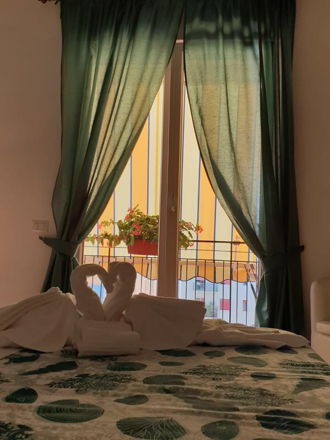 B&B La Rada Sorrento Exterior photo
